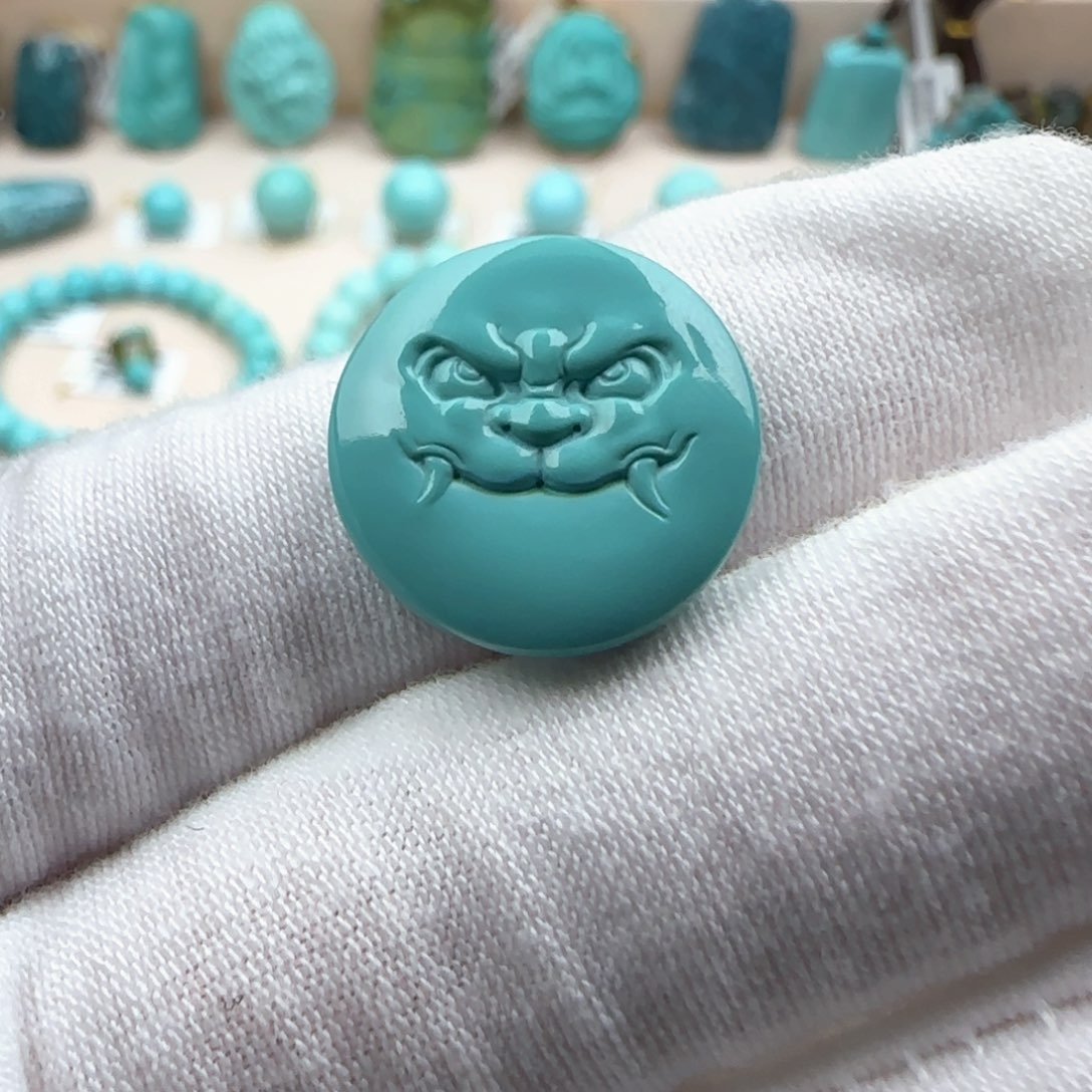 绿松石配饰未镶嵌