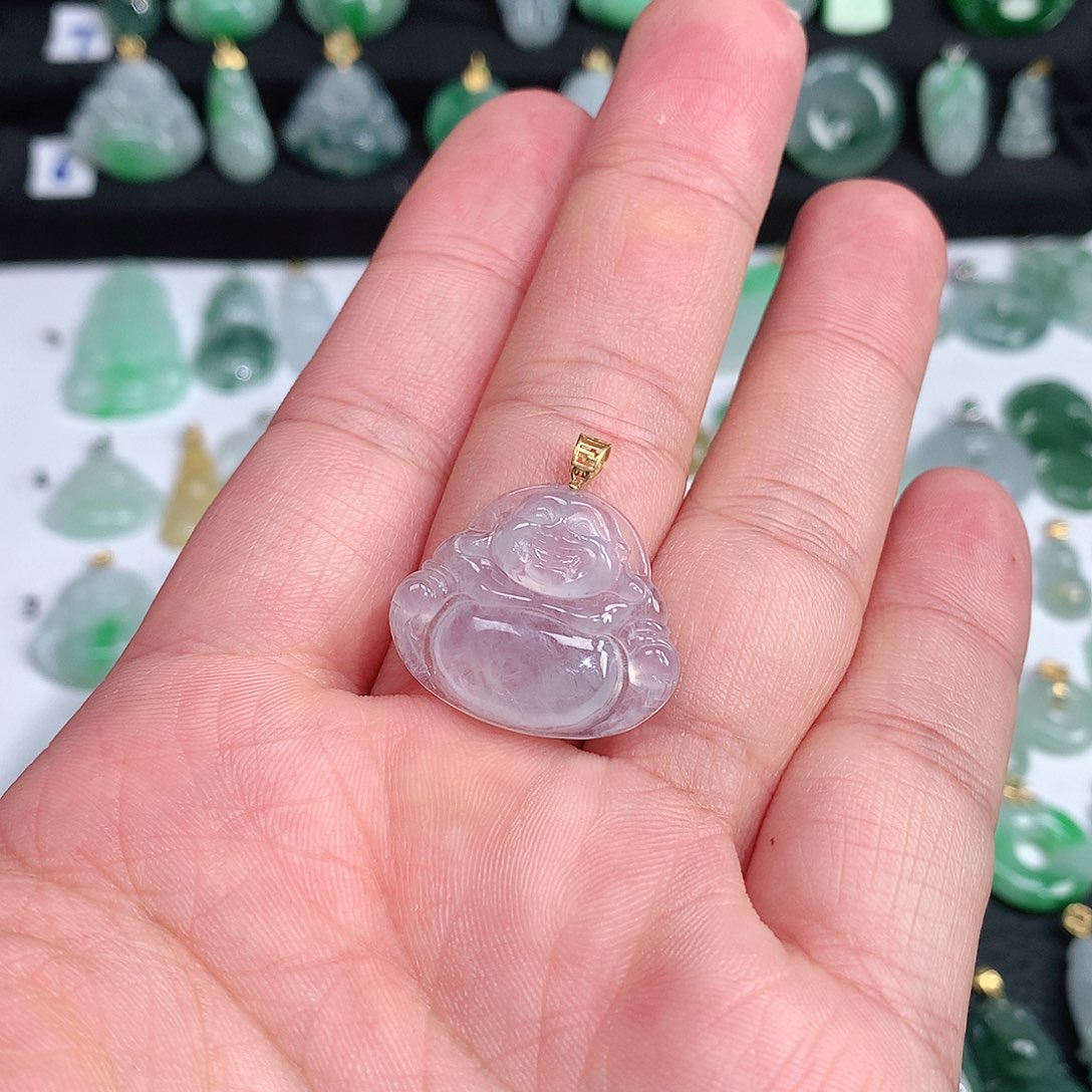 翡翠颈饰未镶嵌番****?翡翠