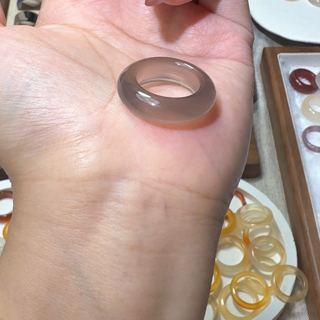 未镶嵌戒指玛瑙/玉髓635港14