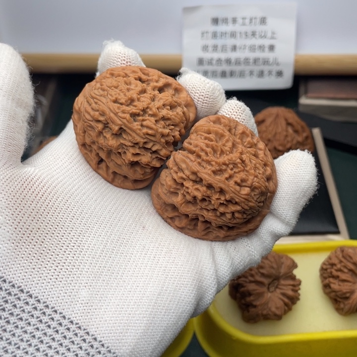 文玩核桃吊坠444339尺团子