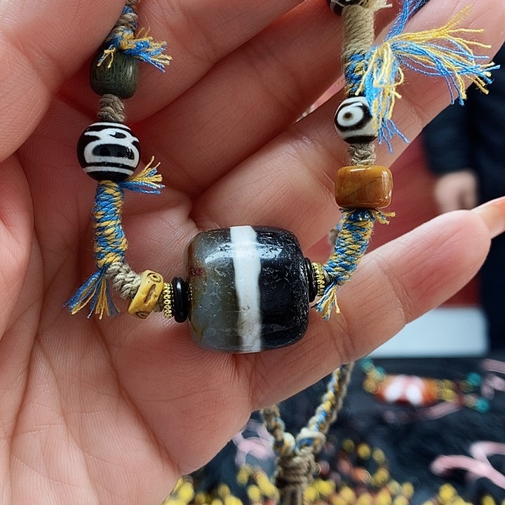 玛瑙/玉髓颈饰合金