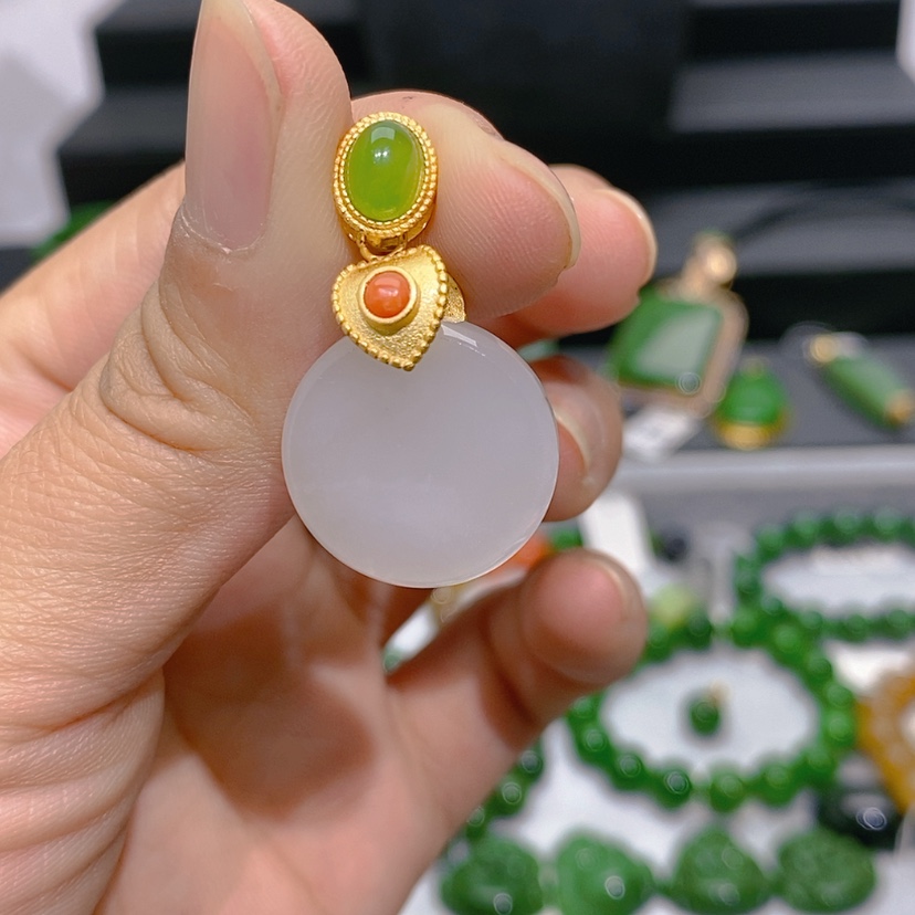 【闪购商品】和田玉（白玉）颈饰未镶嵌