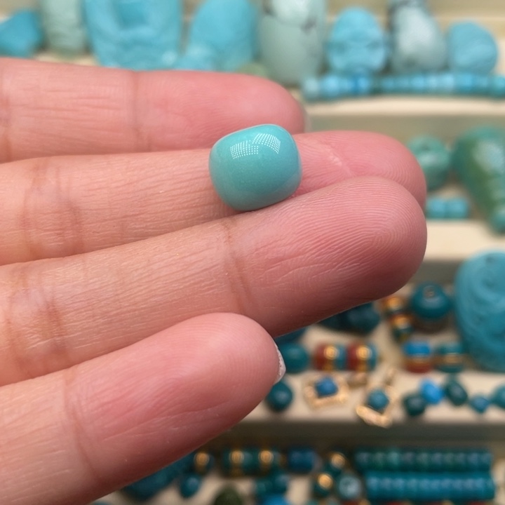 绿松石老型未镶嵌吴*千