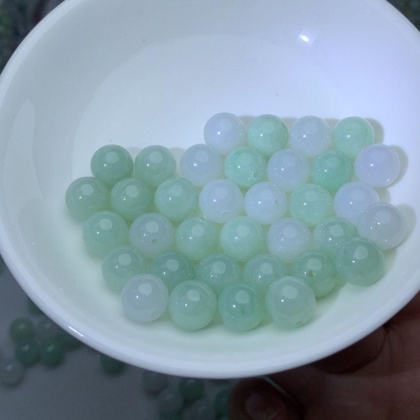 【闪购商品】翡翠手链未镶嵌卡10冰胶绿白3颗