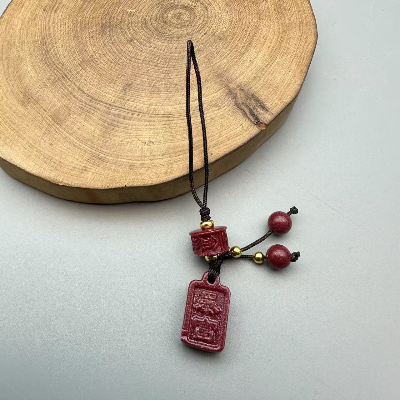 含辰砂工艺品GS258-经典紫金雕刻长方形挂件