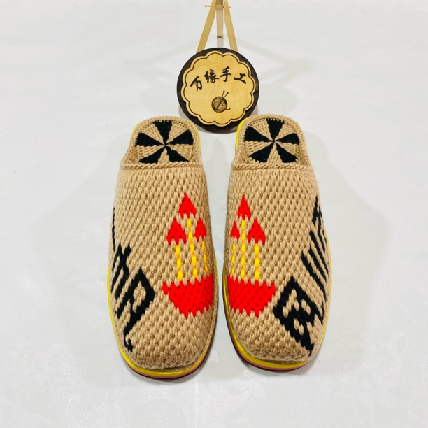 【抅好的拖鞋】6股宝宝线和防滑底纯手工抅织，男女居家必备拖鞋