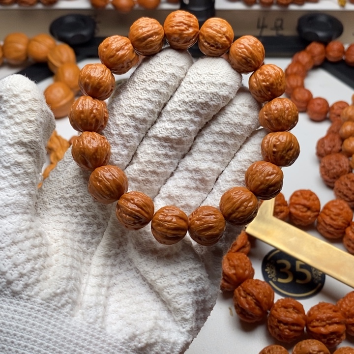 年****文玩核桃吊坠15八棱