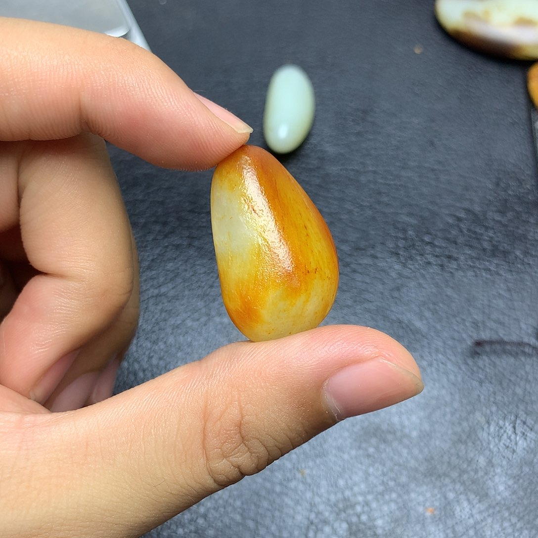未镶嵌和田玉挂件