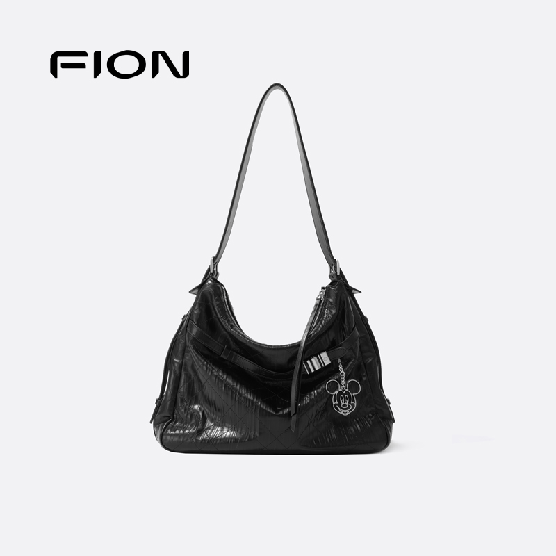Fion/菲安妮米奇联名时尚复古休闲单肩斜挎流浪包FAAFVNK001