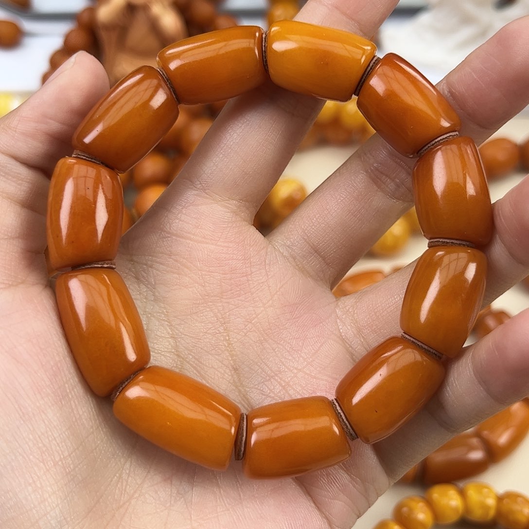 琥珀颈饰未镶嵌语**得蜜蜡