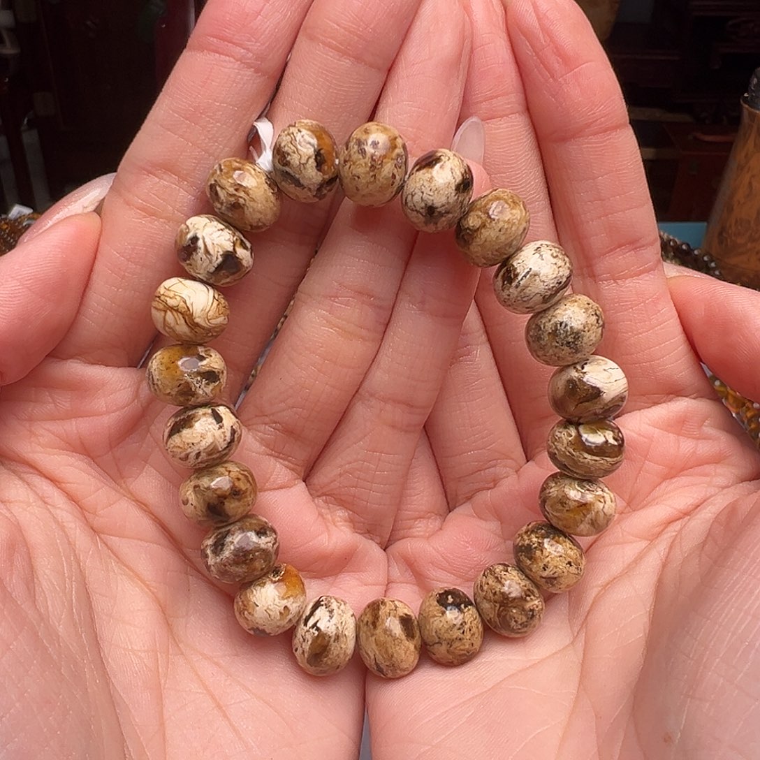 琥珀裸石未镶嵌抚顺琥珀10278。11mm