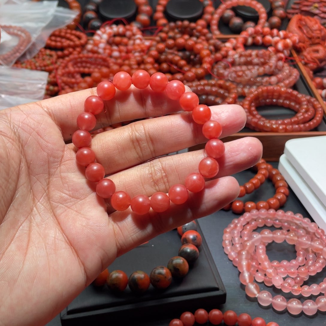 南红玛瑙手链未镶嵌