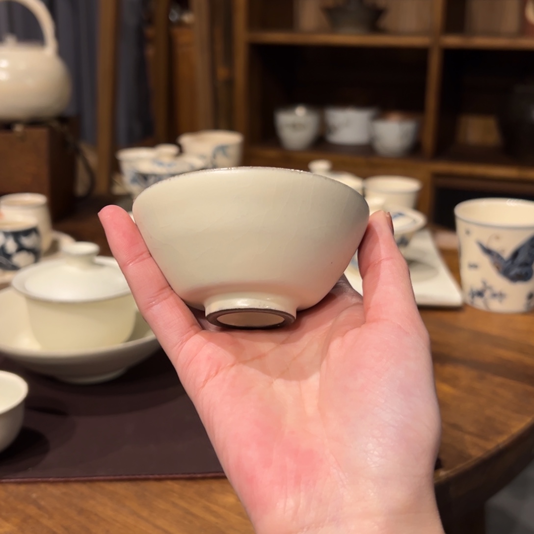 摆件陶瓷。     陶瓷。      