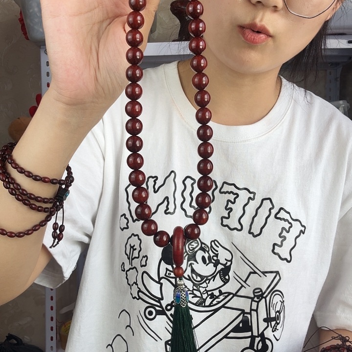 非洲紫檀（红花梨）紫檀1.2手持