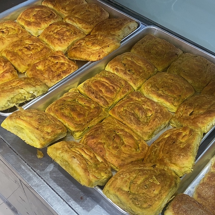 PP清真锅盔5个。香豆和玫瑰味混合装