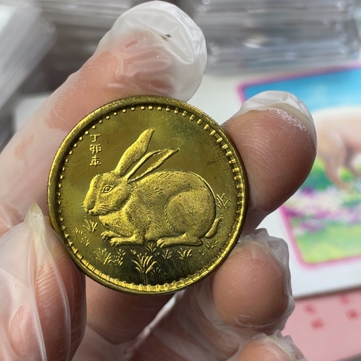 其他普通金属生肖兔纪念章