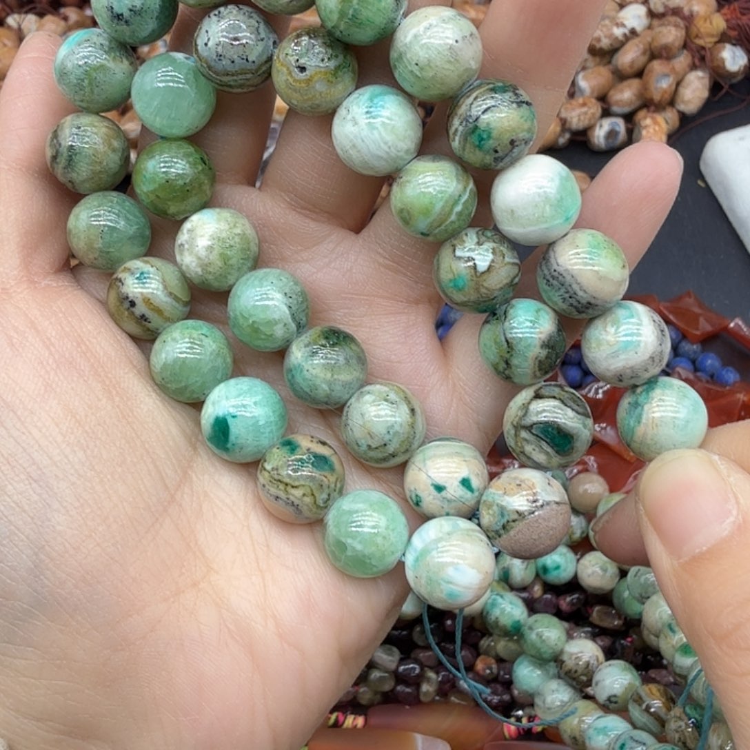 水晶珠宝半成品未镶嵌12m绿纹石一条