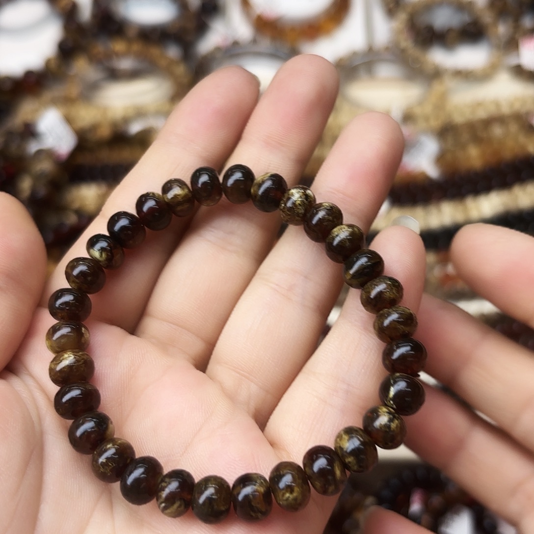 琥珀未镶嵌裸石八