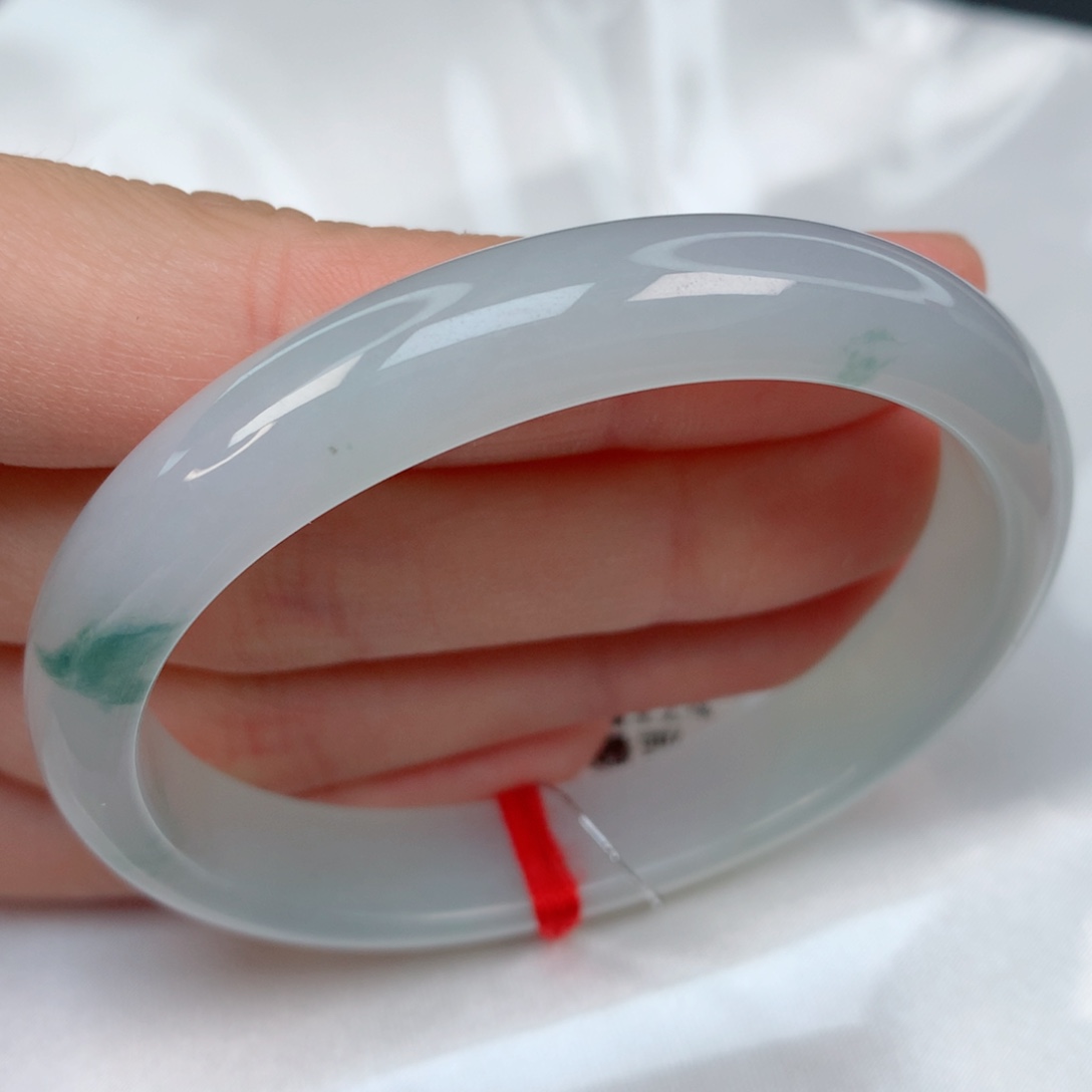 翡翠手镯未镶嵌53.2贵妃