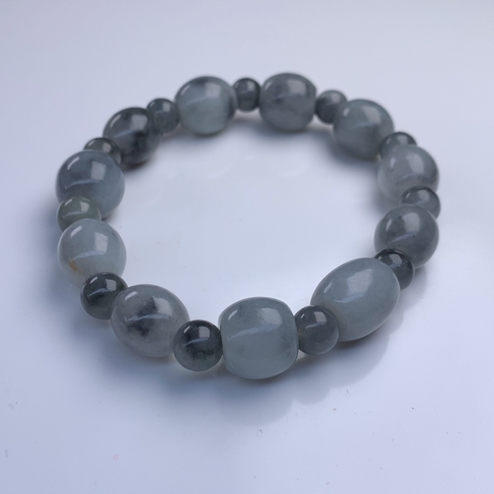 翡翠手串未镶嵌12mm！