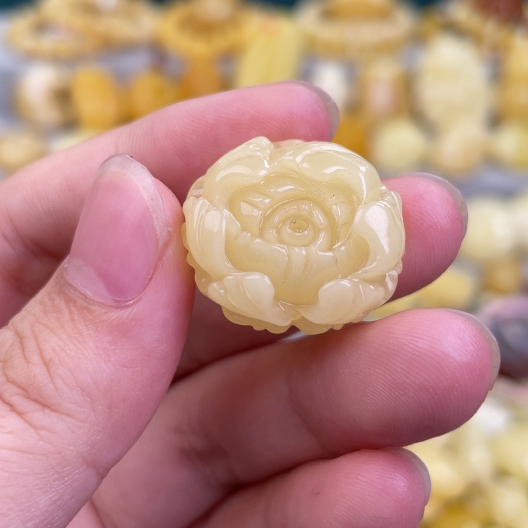 未镶嵌蜜蜡手串花