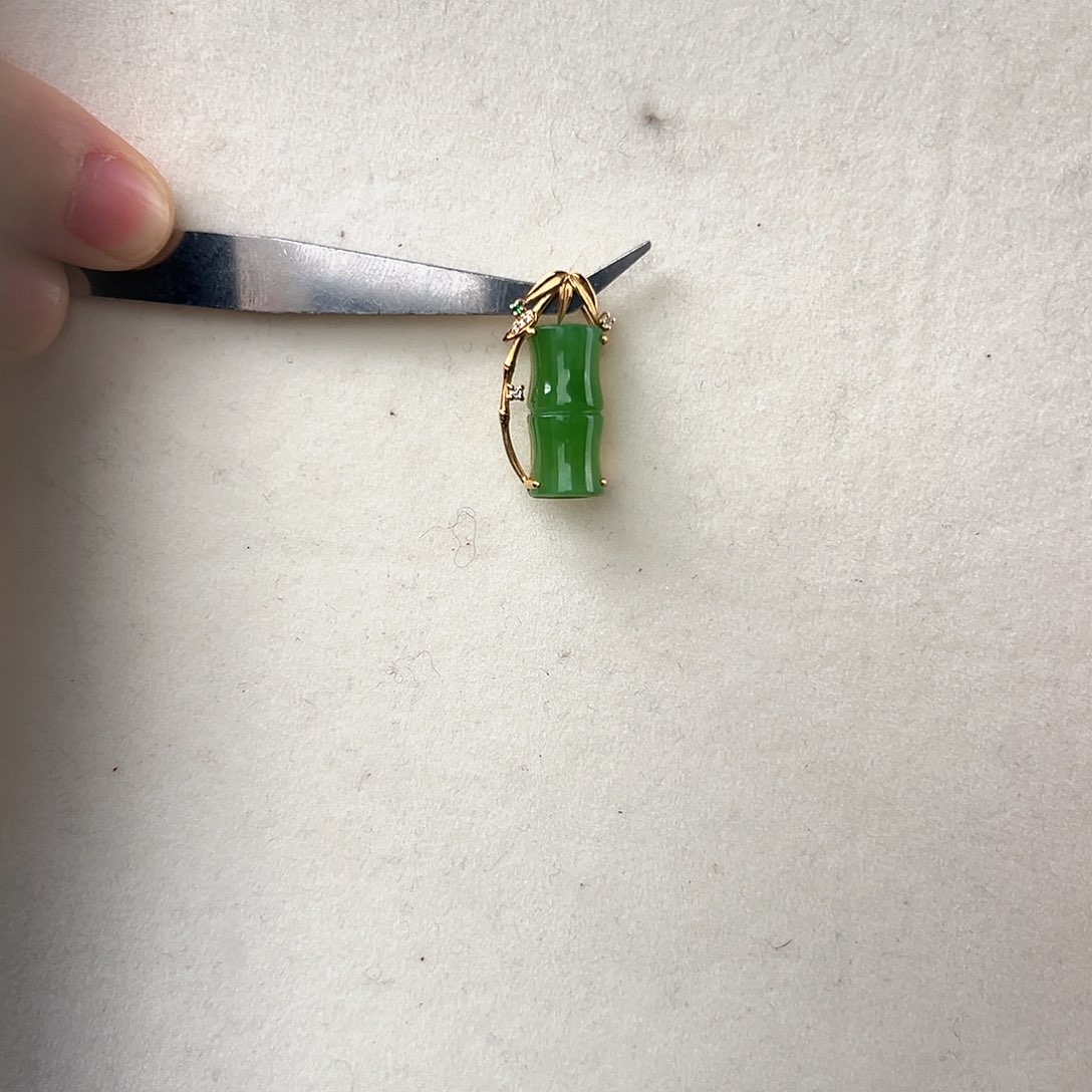 和田玉（碧玉）18K金镶嵌吊坠(不含链)