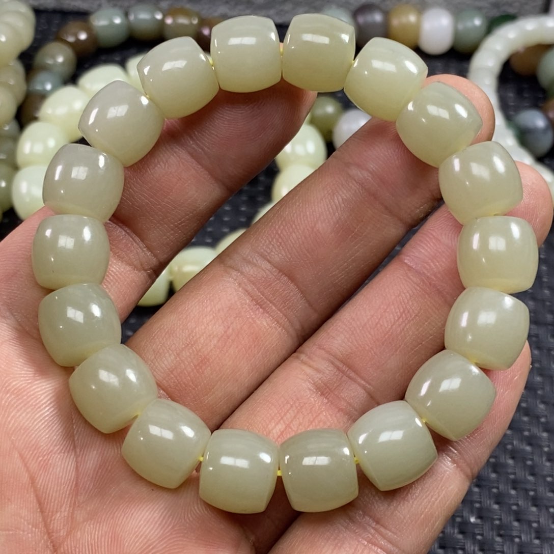 和田玉手链未镶嵌