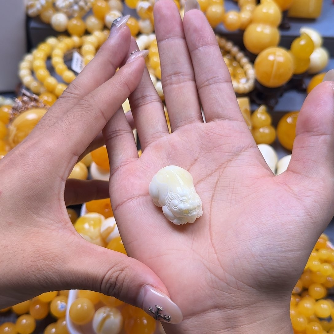 未镶嵌蜜蜡珠宝奇石貔貅