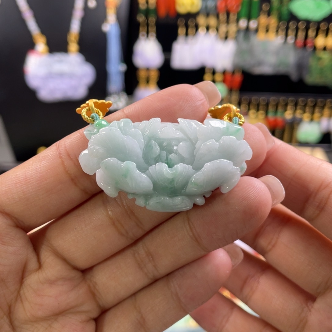 翡翠颈饰未镶嵌代编织