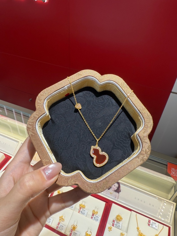 足金999红葫芦项链8.45克