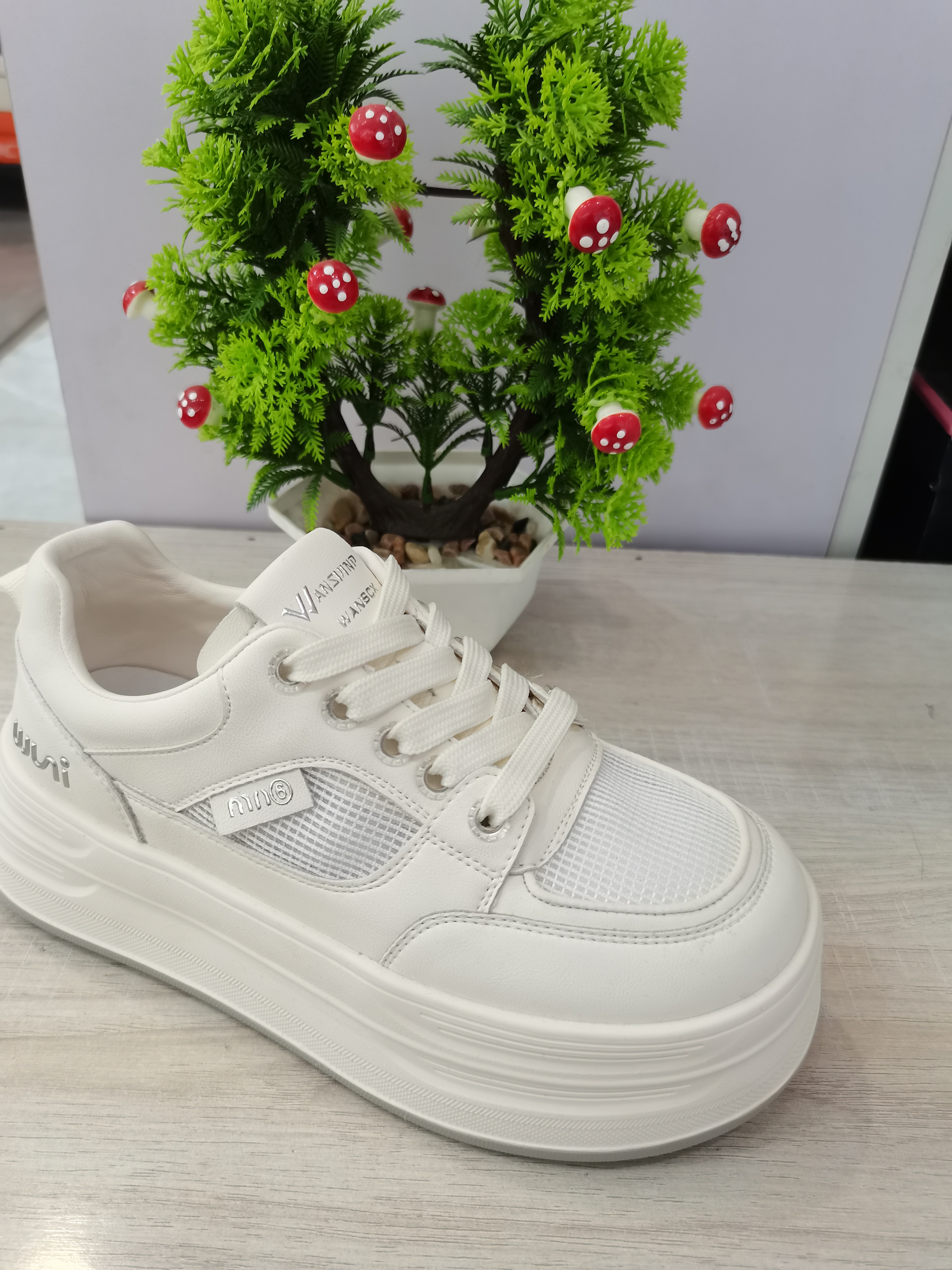 圆头小白鞋夏季透气厚底休闲板鞋板鞋时尚高质感穿搭