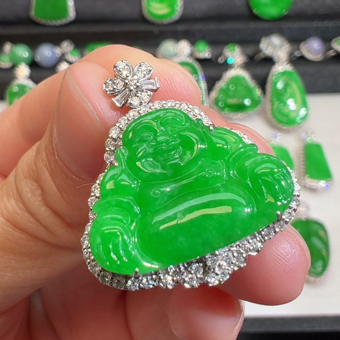 翡翠吊坠(不含链)18K金镶嵌?****?