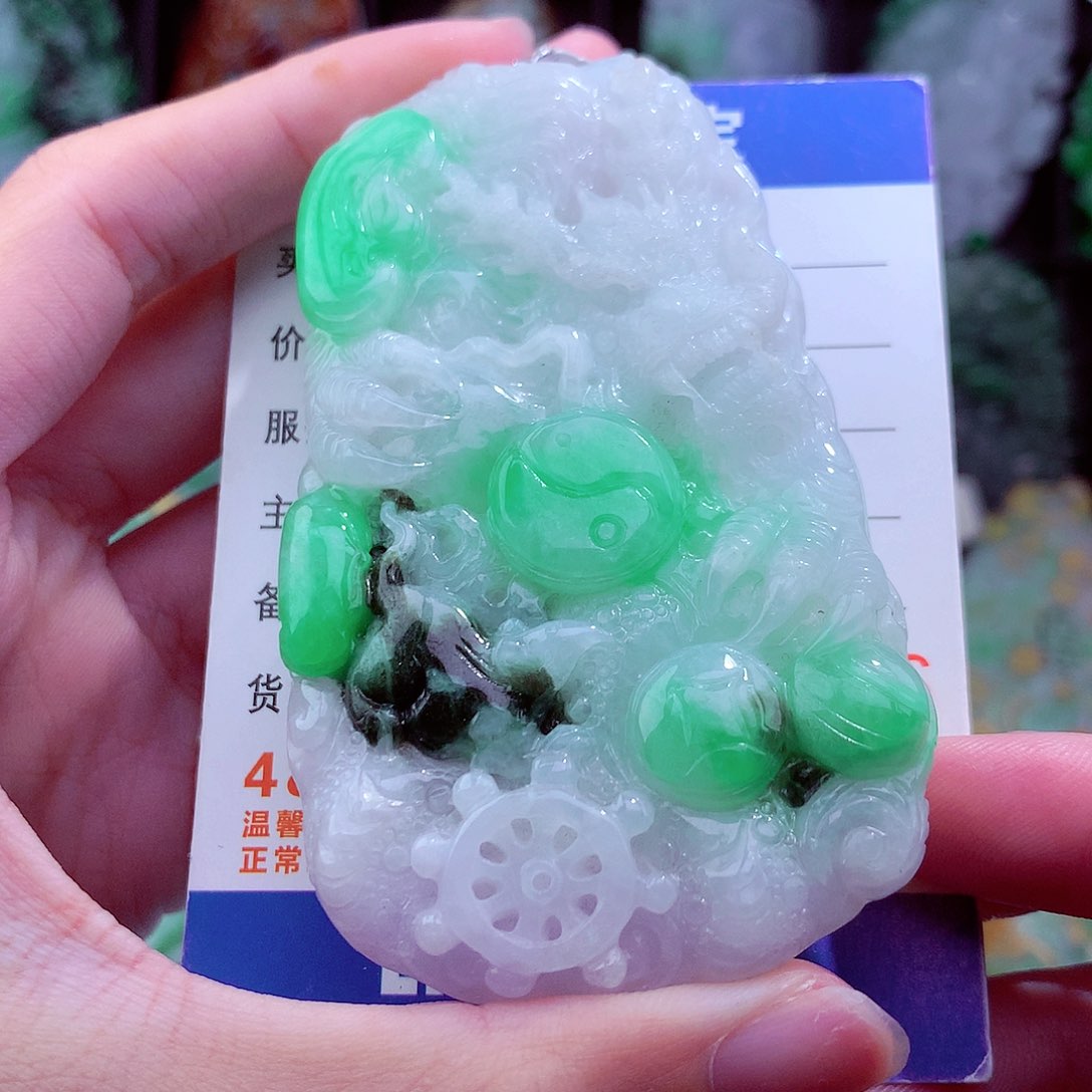 翡翠未镶嵌颈饰天然