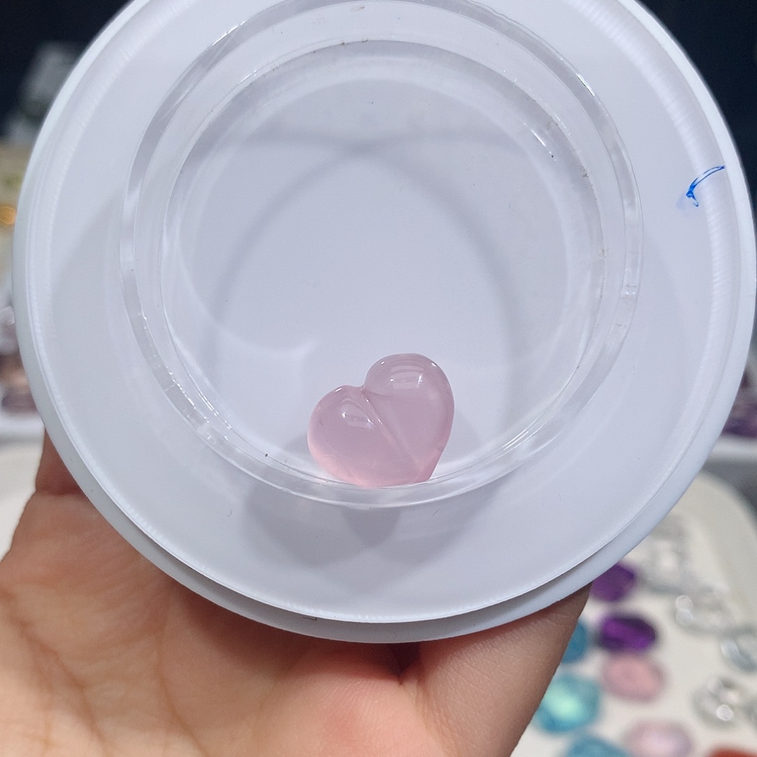 未镶嵌珠宝半成品水晶粉水屁桃打孔定制不退换
