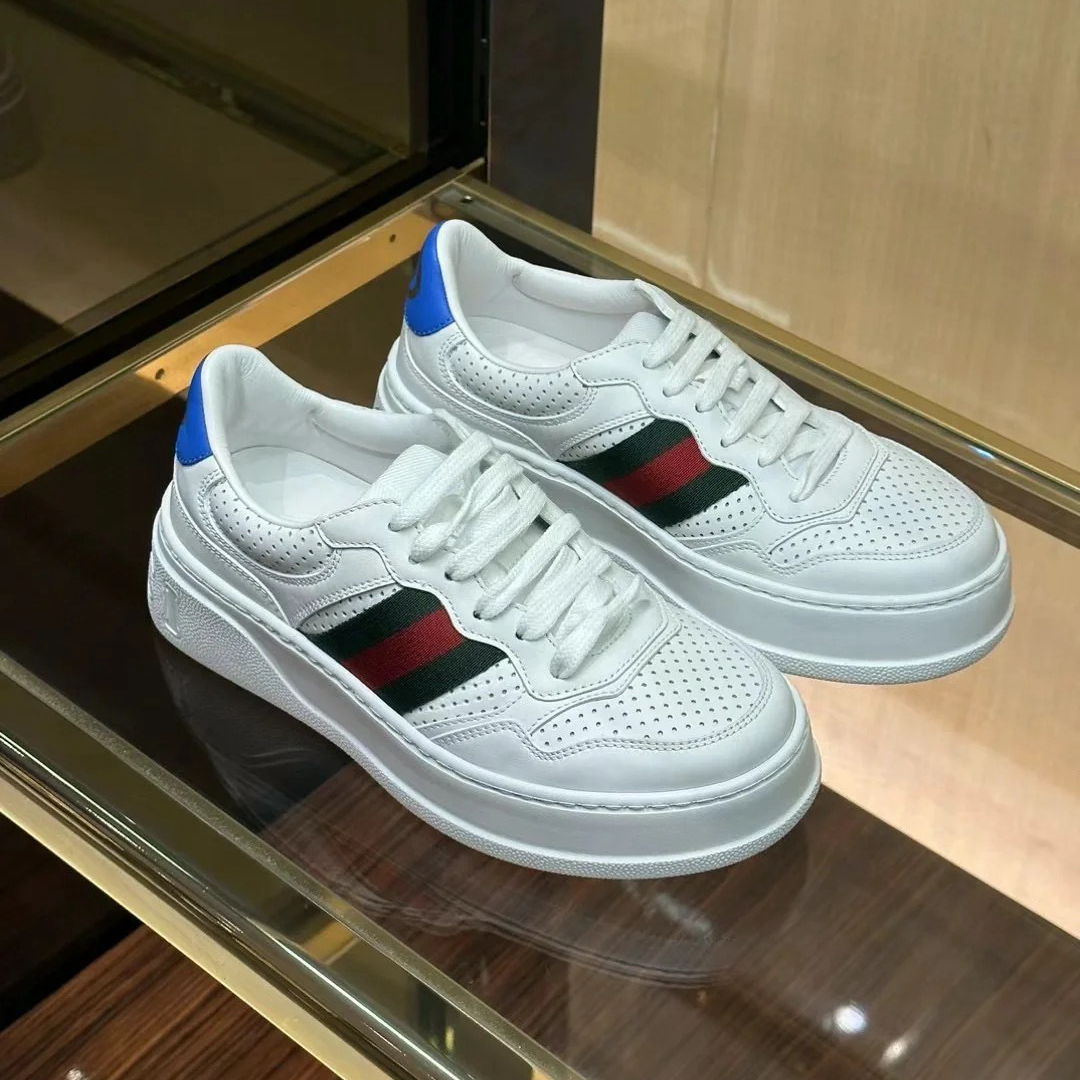 全新未使用 GUCCI/古驰 红绿条纹饼干鞋/情侣款运动鞋/经典小白鞋