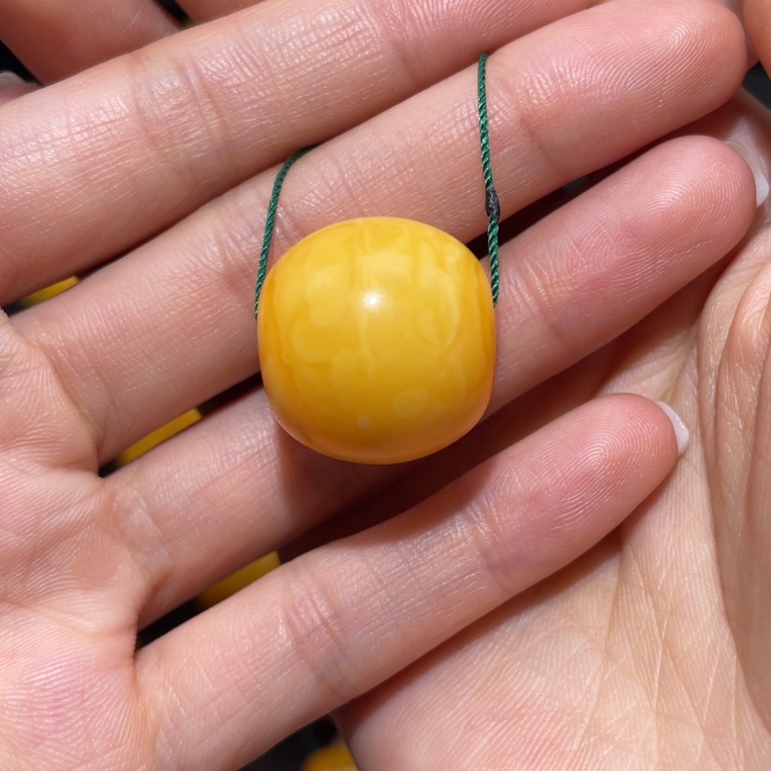 【闪购商品】琥珀裸石未镶嵌珠子