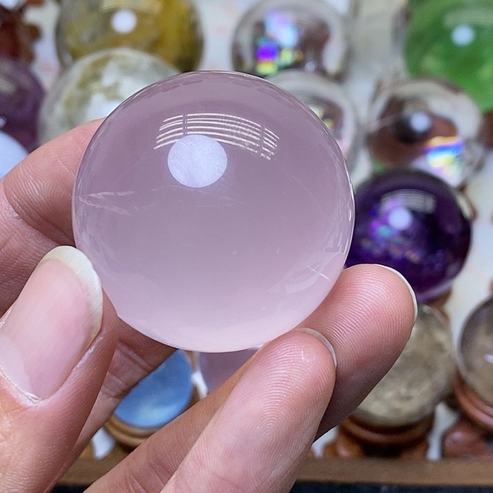 水晶粉水晶球未镶嵌隐****例