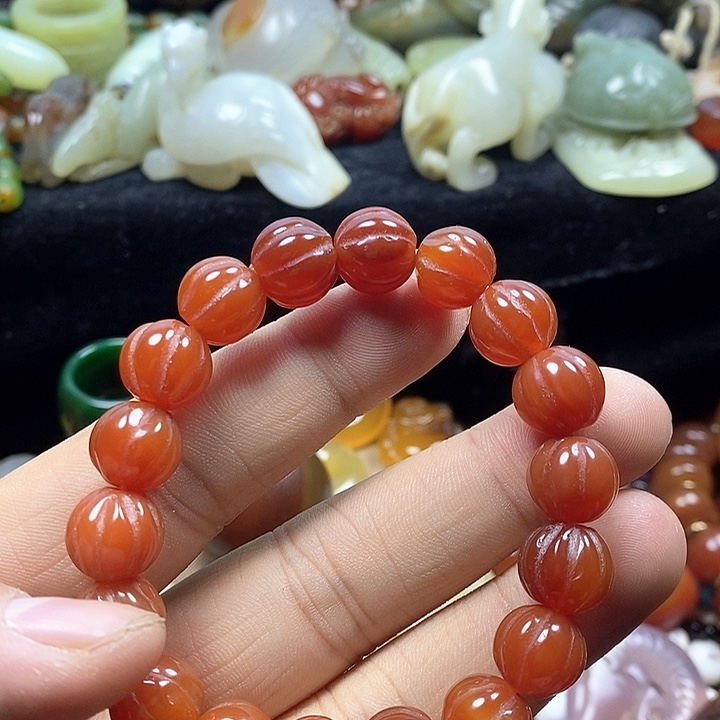 玛瑙/玉髓颈饰未镶嵌