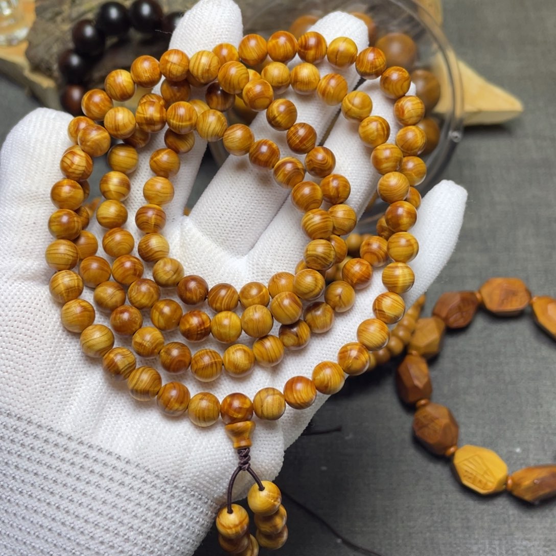 柏木（崖柏）0.8龙胆闪108颗