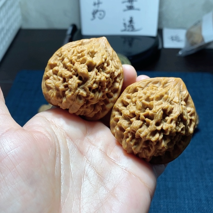 桃核吊坠王勇大官帽47