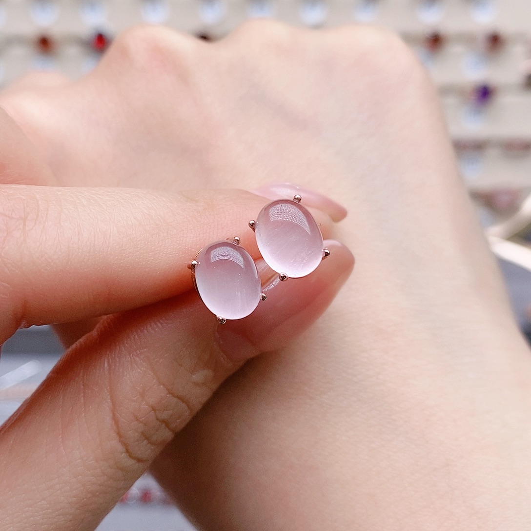 芙蓉石耳钉银S925镶嵌耳钉