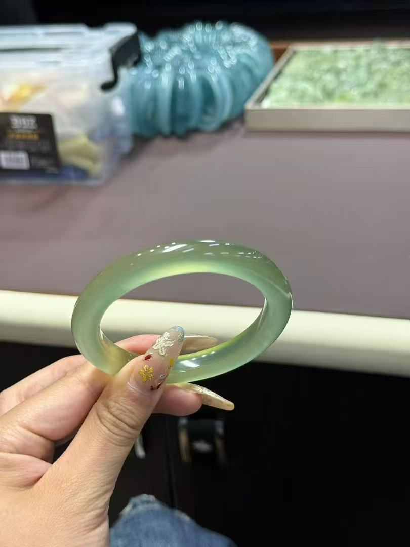 正冰绿冰飘花多肉葡萄冰透精致高冰显白