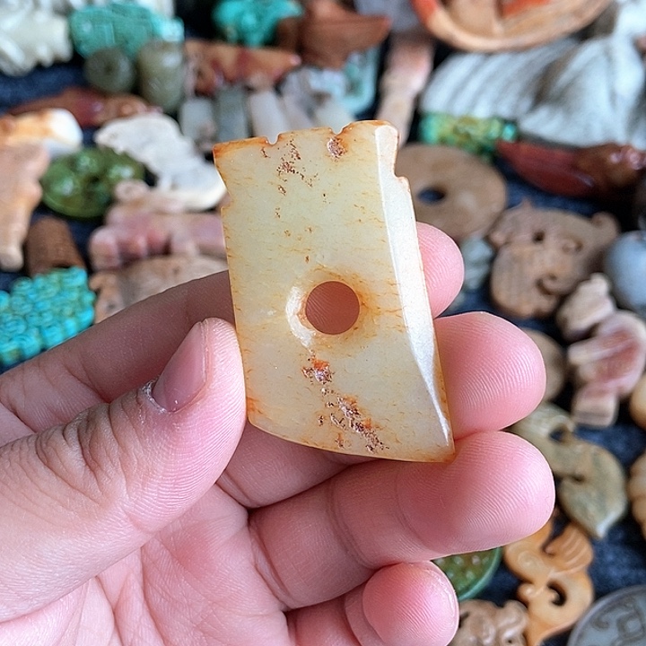 和田玉未镶嵌颈饰32