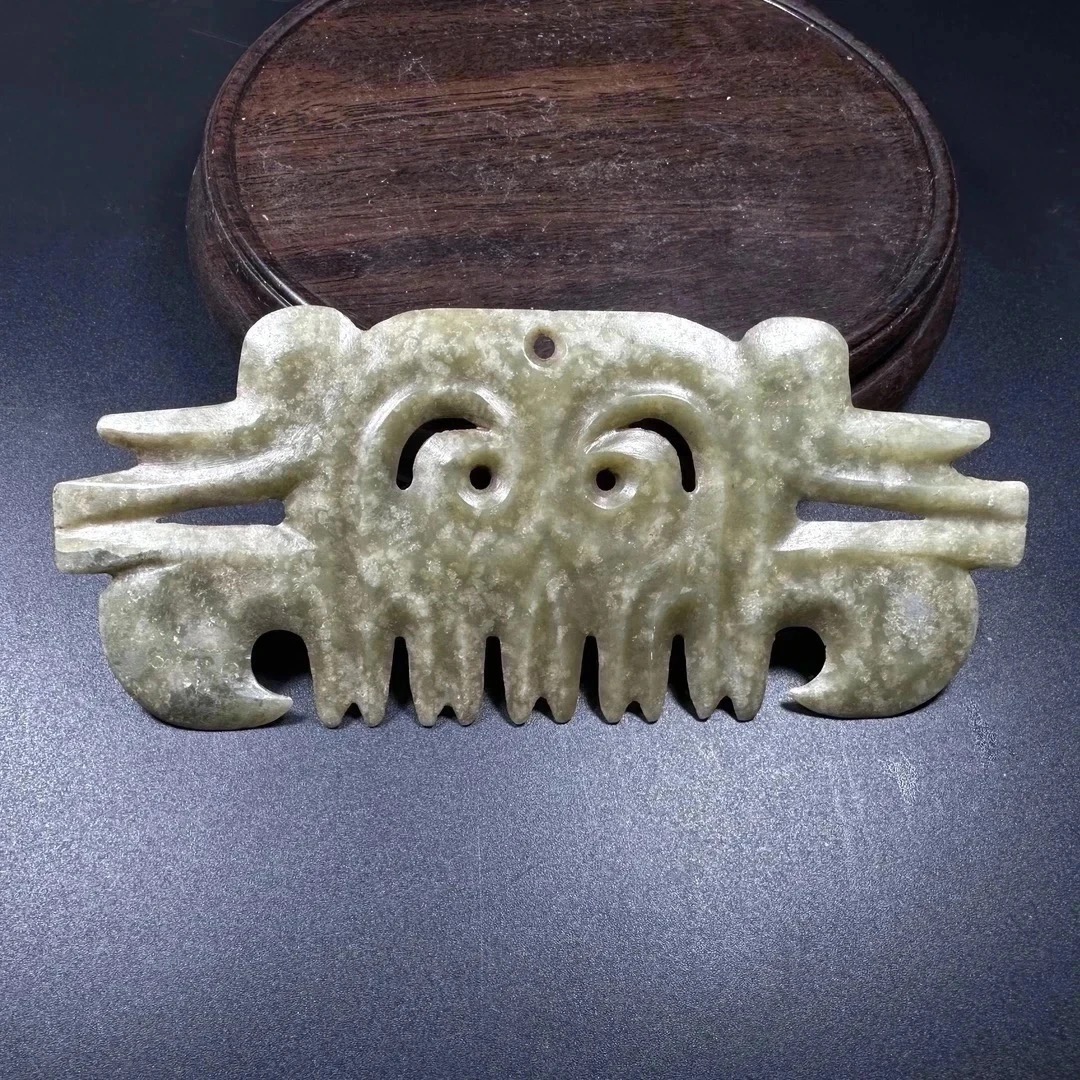 河磨玉勾云佩          