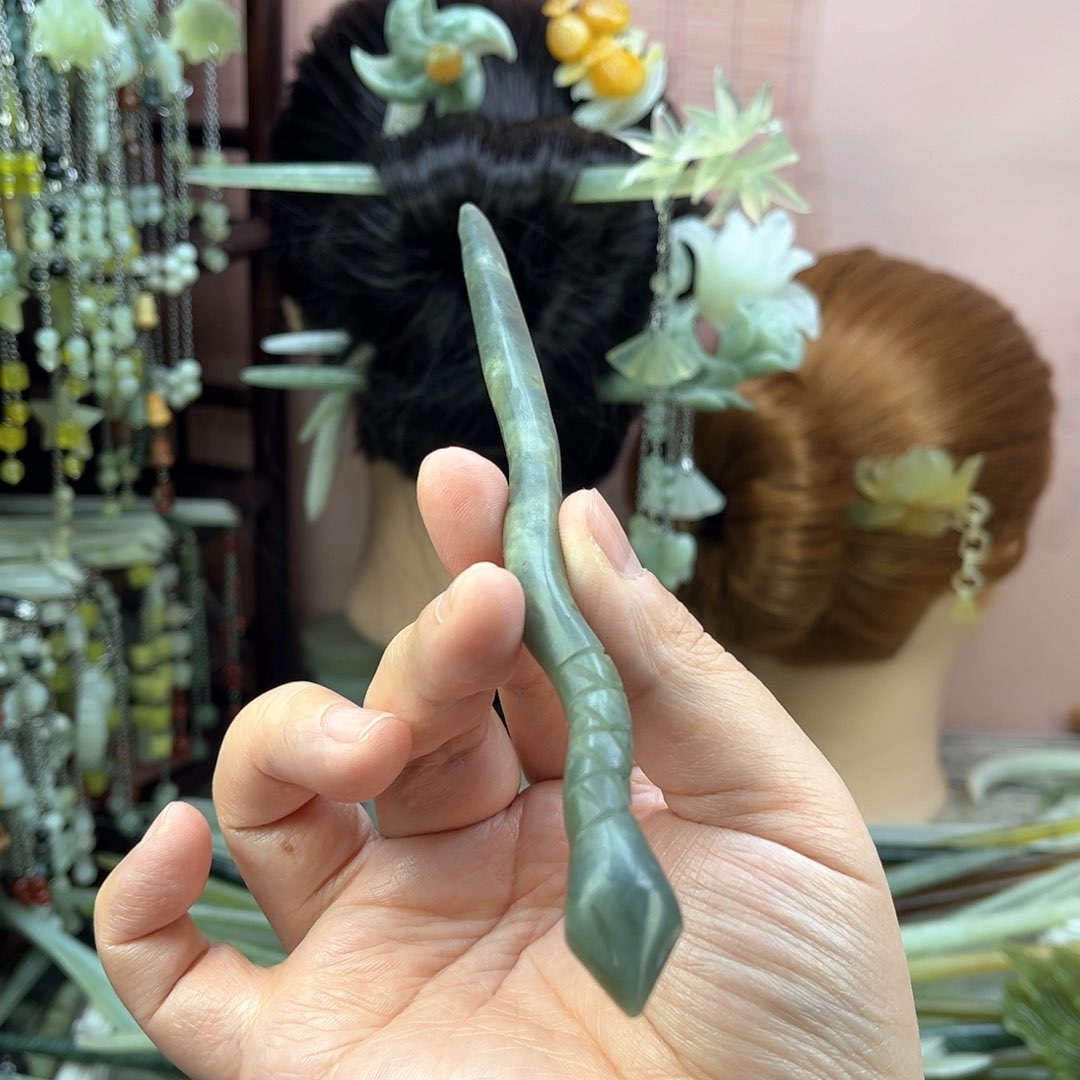 蛇纹石玉发饰未镶嵌长度18.5厘米左右