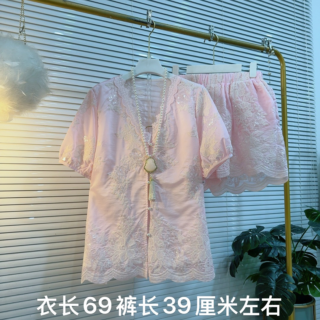 胖MM两件套夏季2025新款新中式刺绣开衫上衣+短裤两件套装