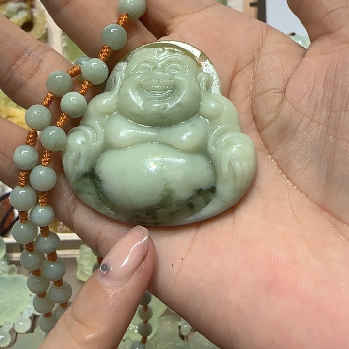 蛇纹石玉吊坠未镶嵌