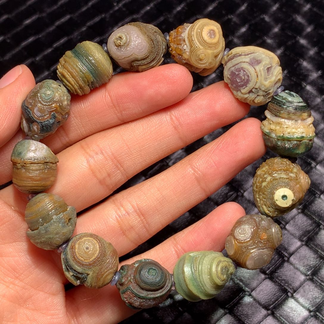 未镶嵌玛瑙/玉髓珠宝半成品草*?