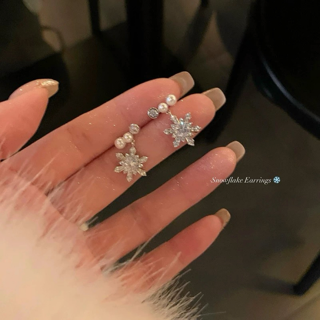 铜合金耳饰 D2264 S925银针雪花珍珠秋冬轻奢气质绝美百搭耳饰