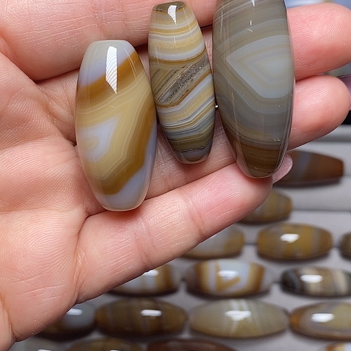 绿***球玛瑙/玉髓未镶嵌颈饰